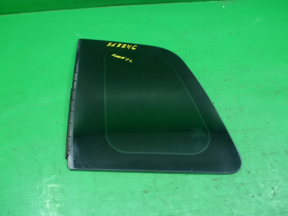 Стекло кузовное глухое левое