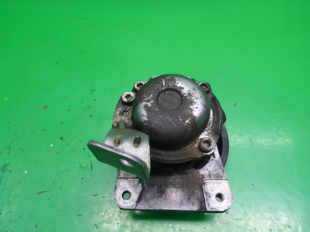 Насос ГУР (гидроусилитель руля)