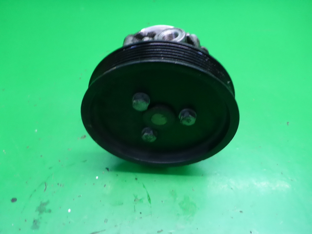 Насос ГУР (гидроусилитель руля)