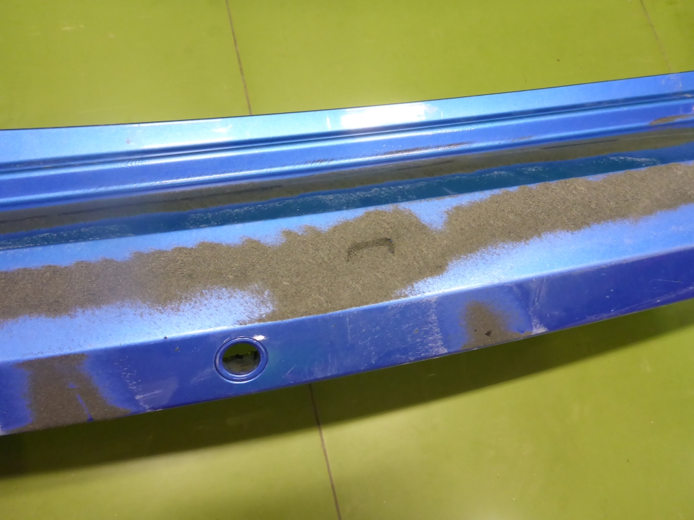 Бампер задний