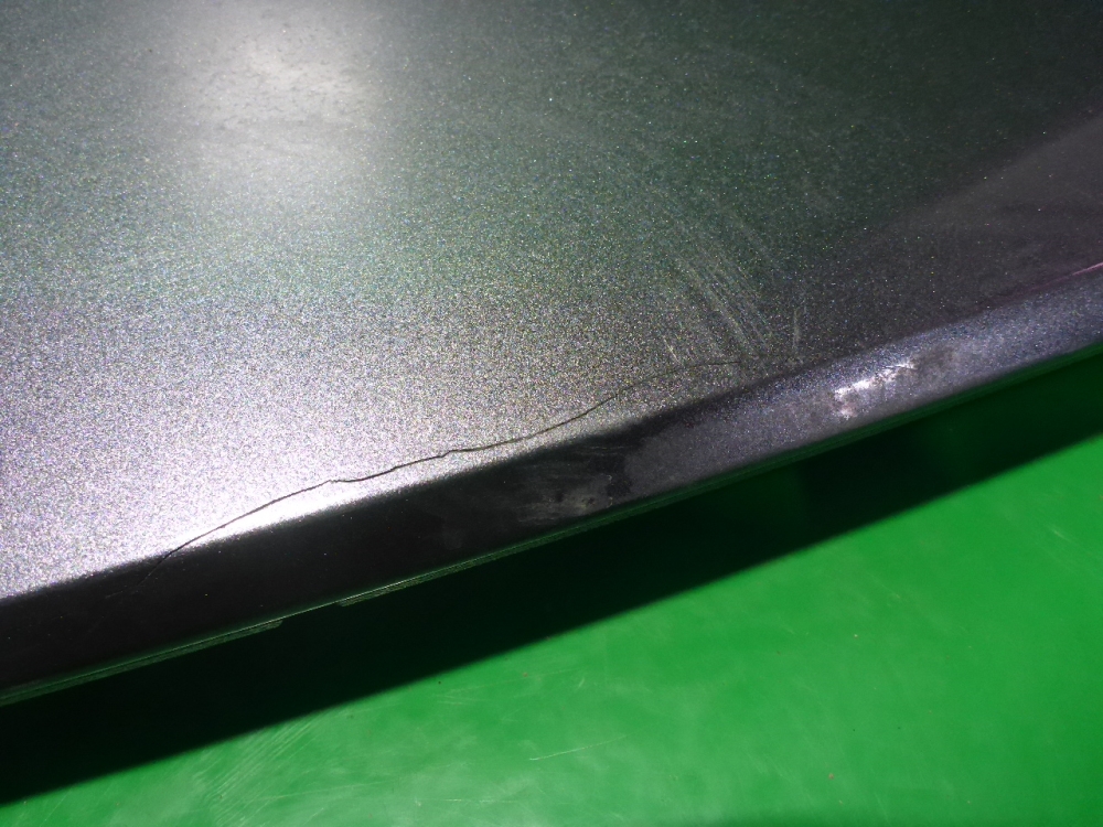 Спойлер (дефлектор) крышки багажника