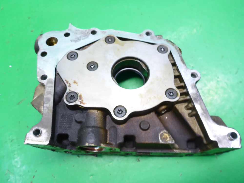 Насос масляный