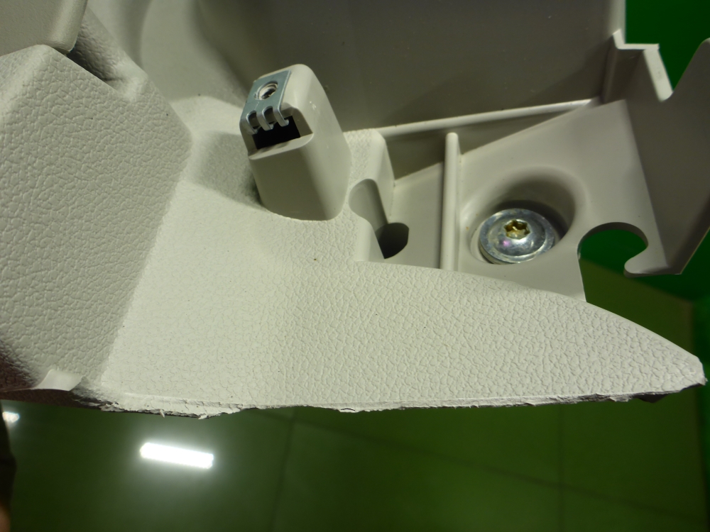 Плафон салонный