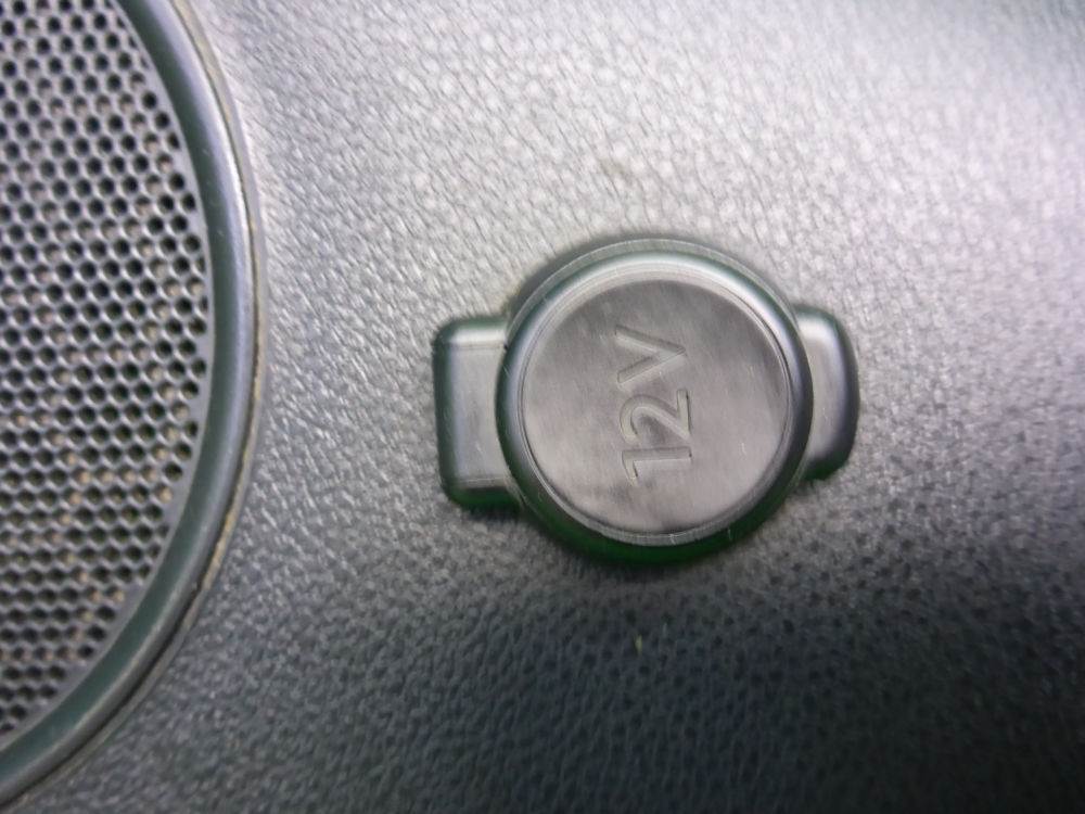 Держатель задней полки