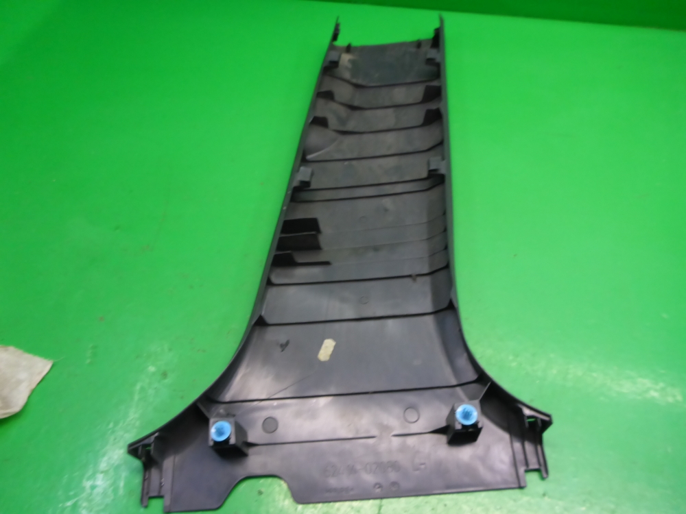 Обшивка стойки