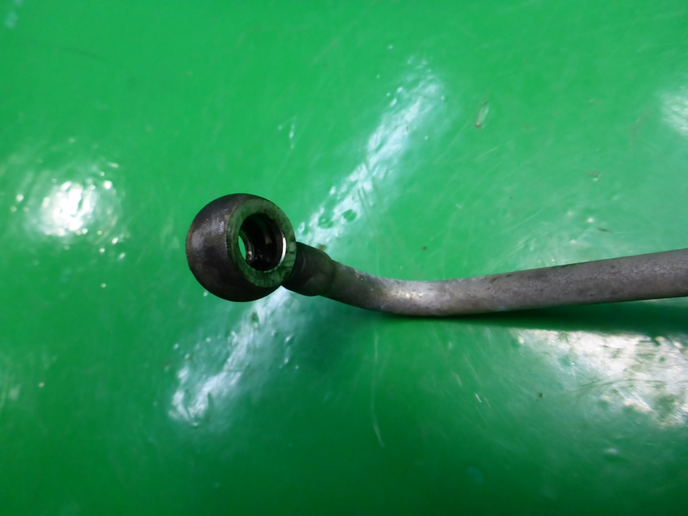 Трубка масляная