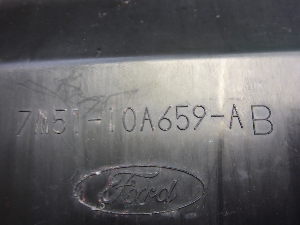 Крепление АКБ (корпус/подставка)