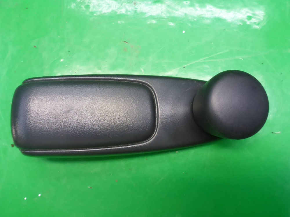 Ручка стеклоподъемника