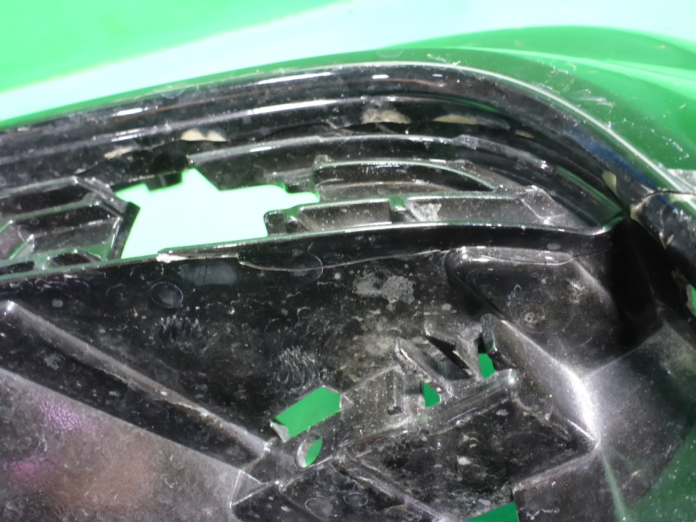 Бампер передний