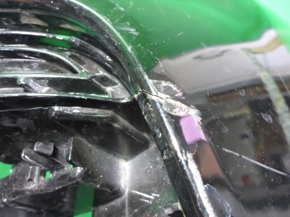 Бампер передний