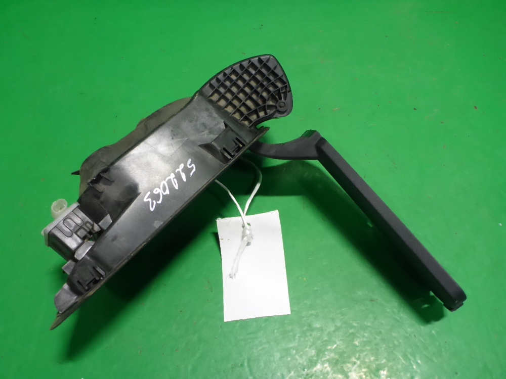 Лючок бензобака