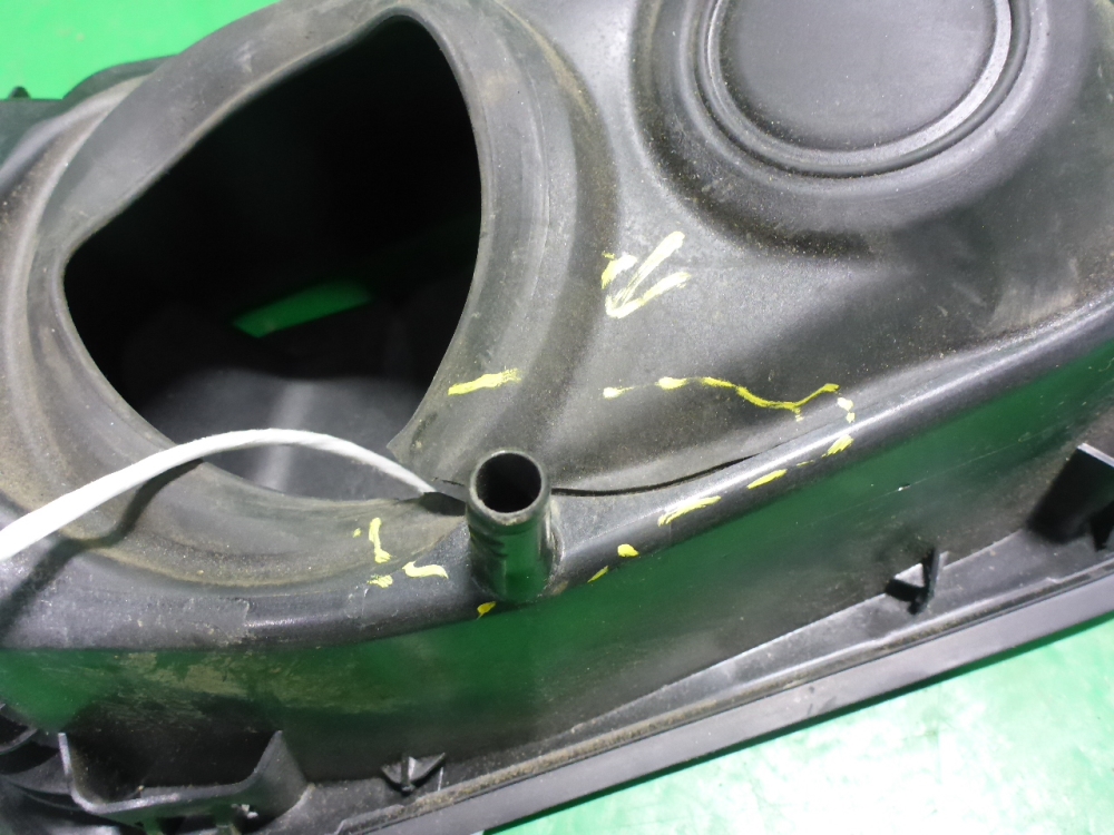 Лючок бензобака