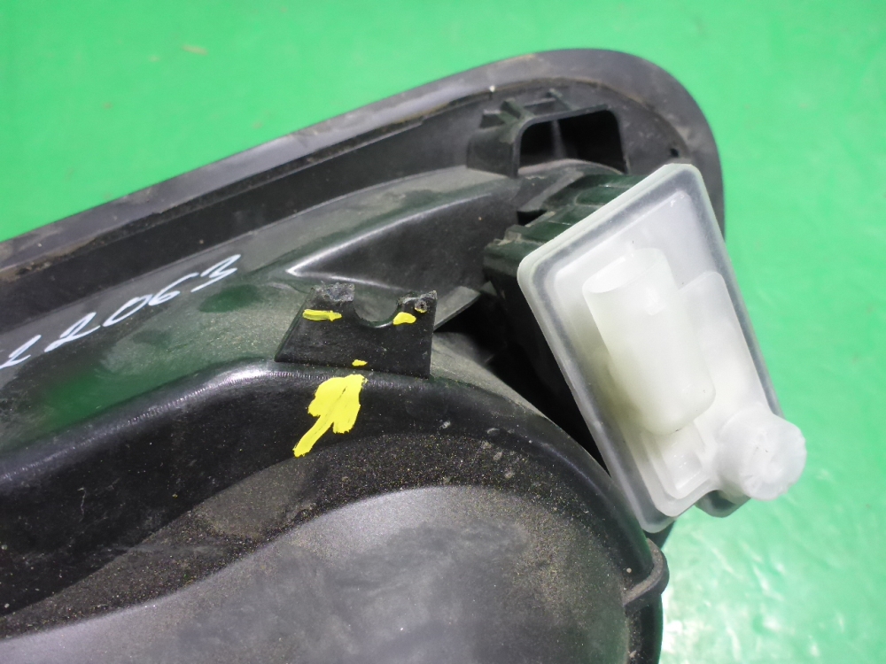 Лючок бензобака