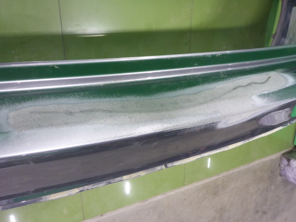 Бампер задний