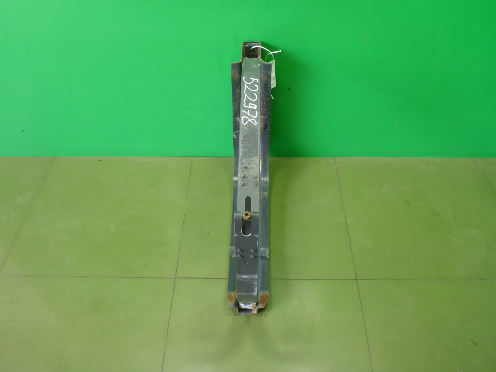 Кронштейн крепления топливного бака