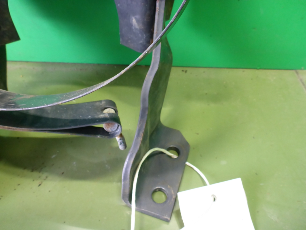 Кронштейн (сопут. товар)