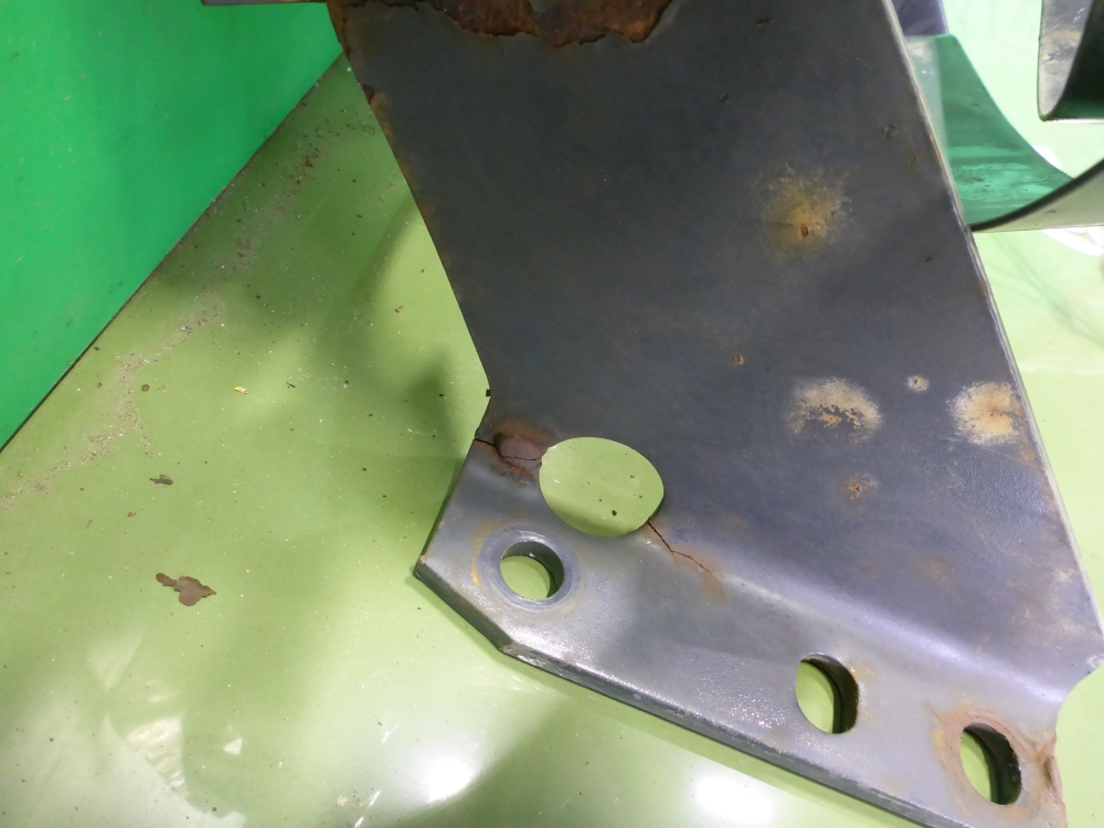 Кронштейн (сопут. товар)