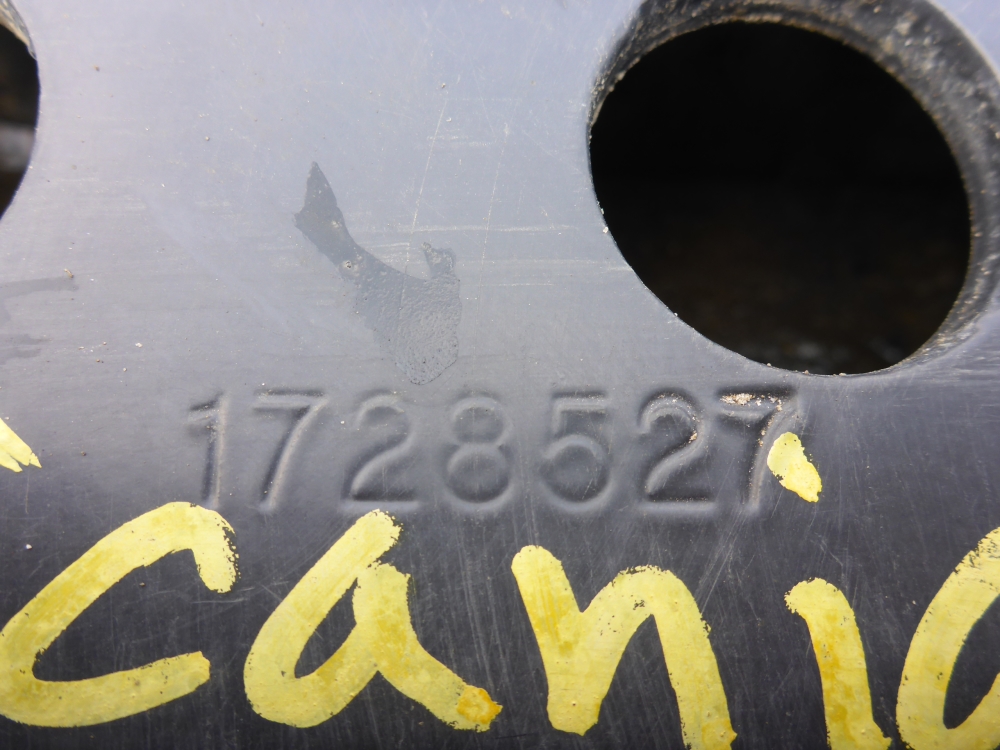 Траверса рамы поперечная