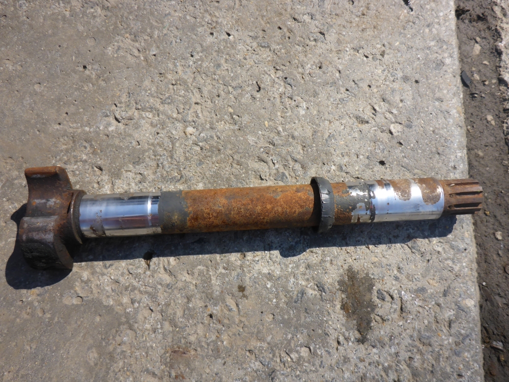 Тормозной вал правый задний