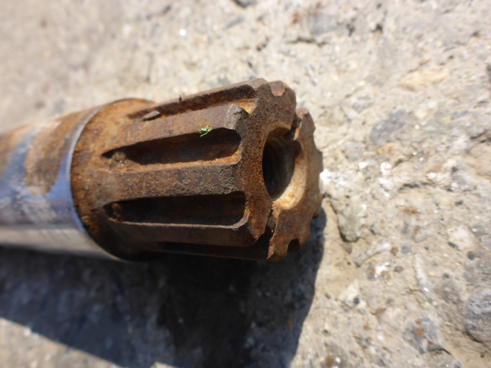 Тормозной вал правый задний