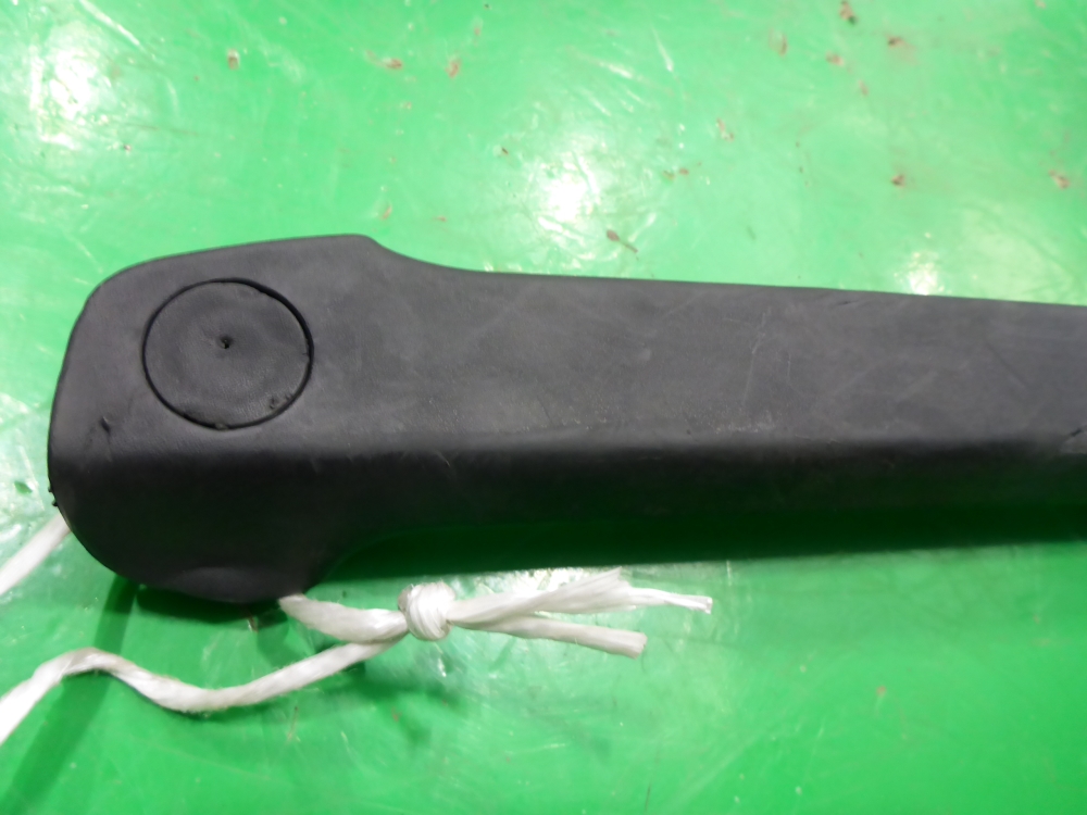 Ручка двери внутренняя правая