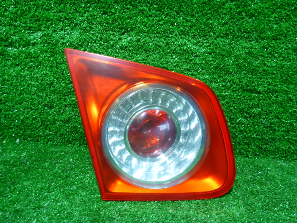 Фонарь задний внутренний левый