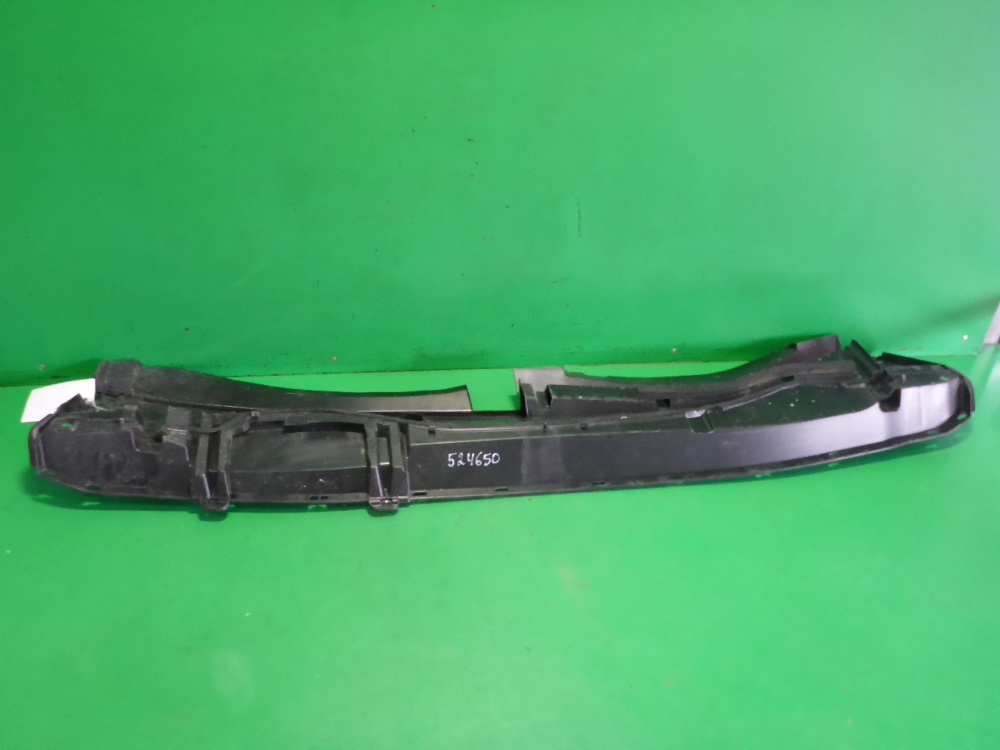 Решетка стеклоочистителей (Жабо)