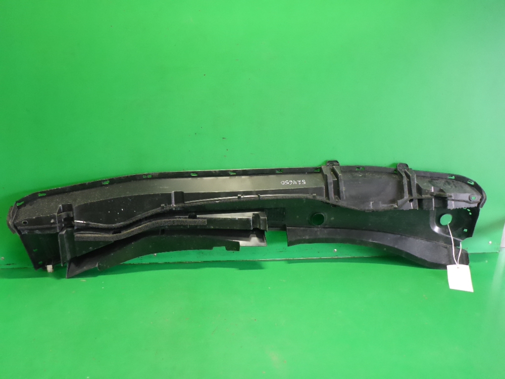 Решетка стеклоочистителей (Жабо)