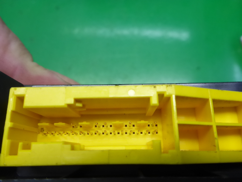 Блок управления подушек безопасности (AIR BAG)