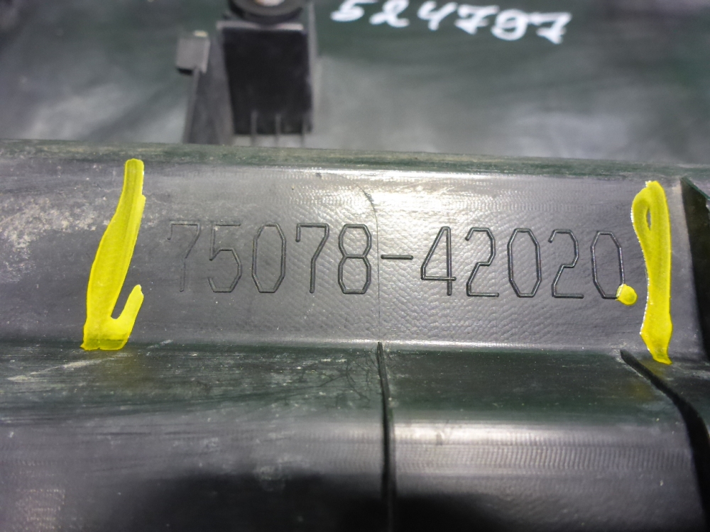 Накладка двери задней левой