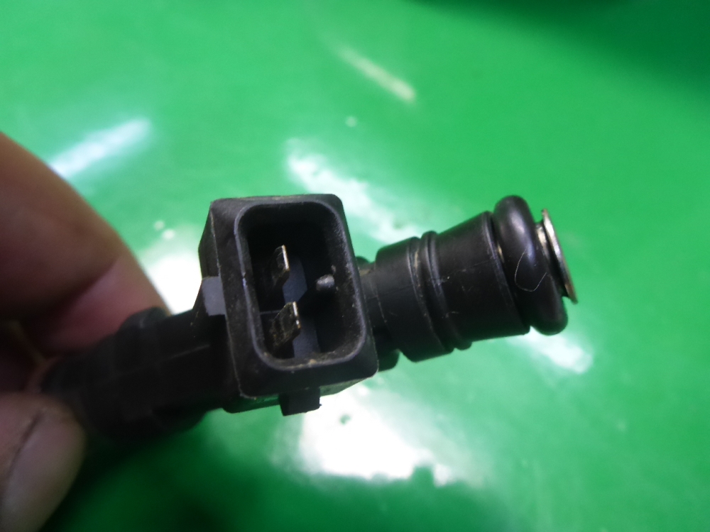 Форсунка инжекторная электрическая