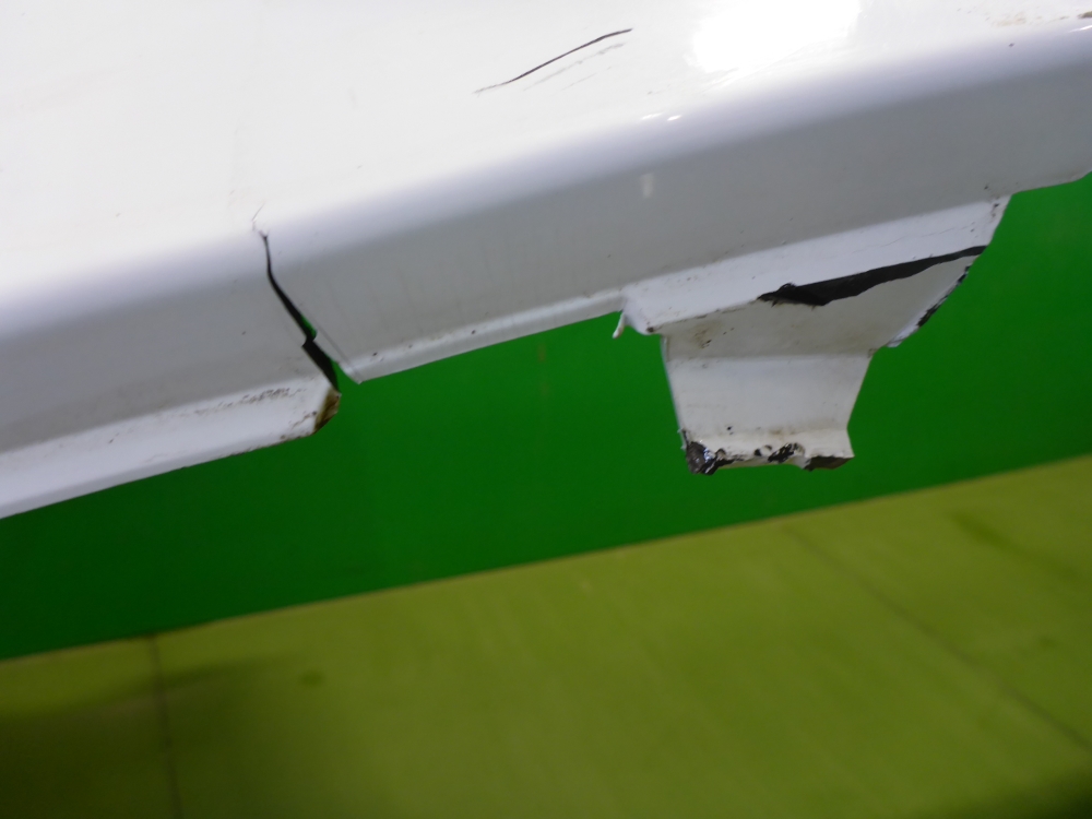 Бампер задний