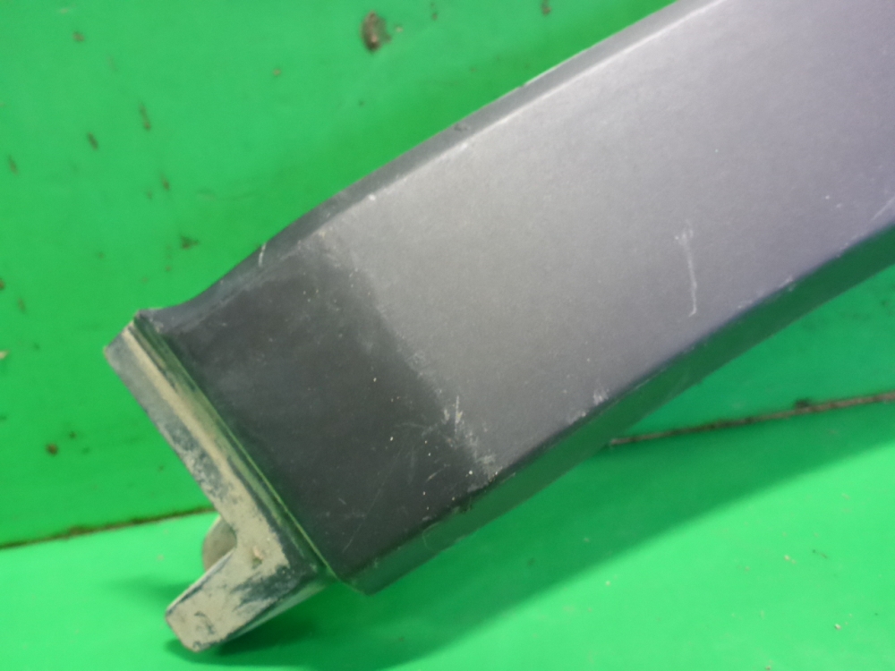 Накладка двери задней левой