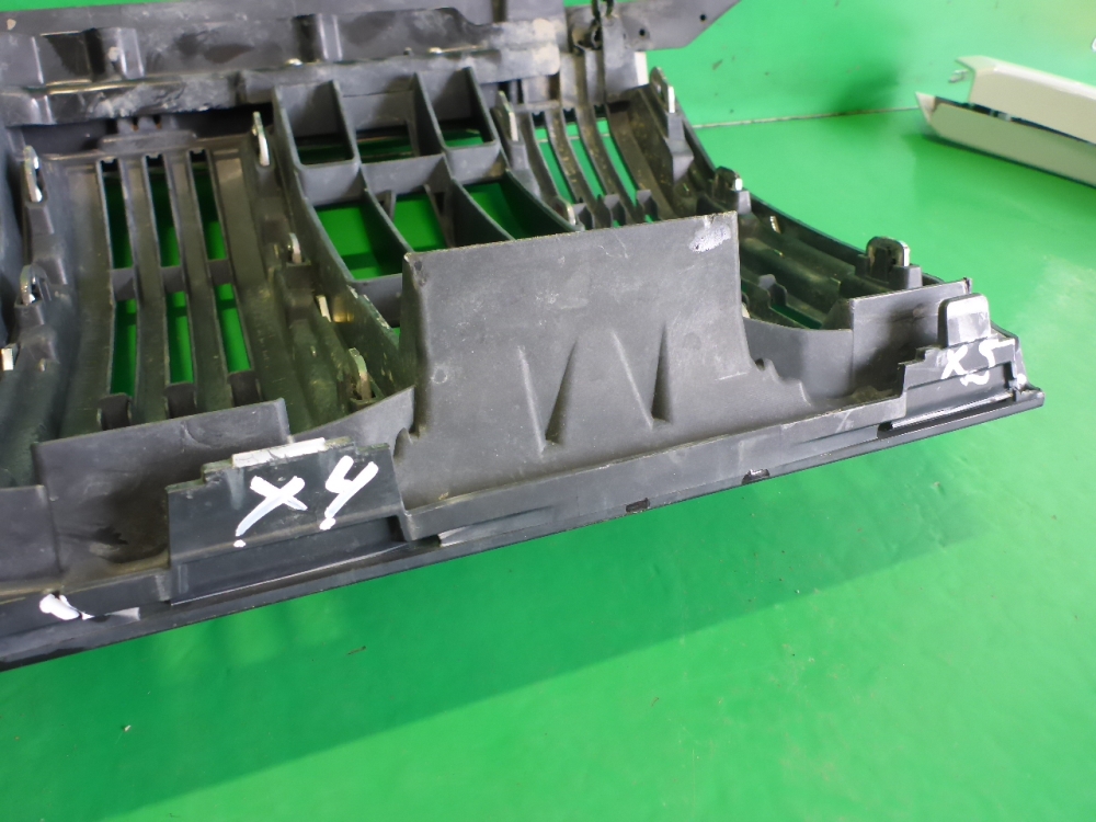 Решетка радиатора