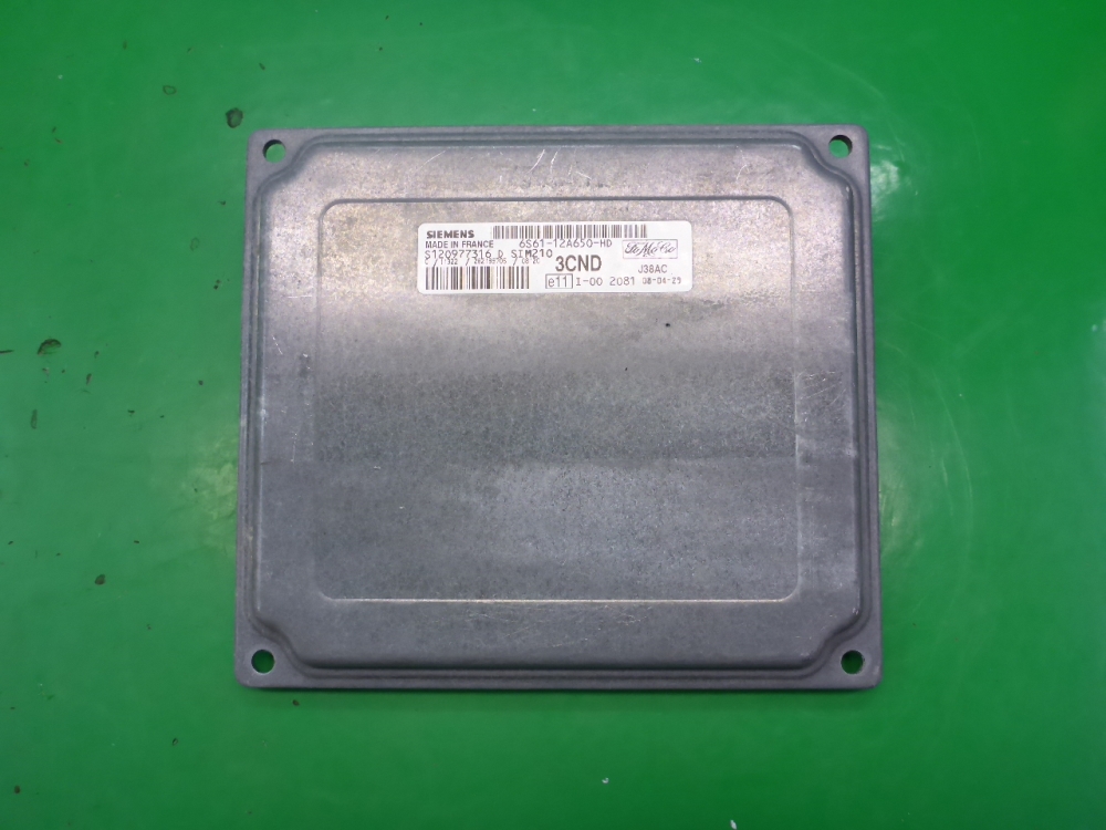 Блок управления двигателем