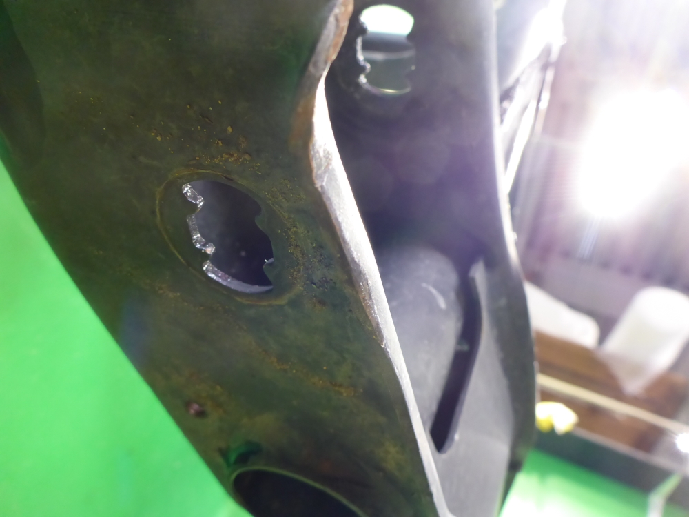 Балка подмоторная