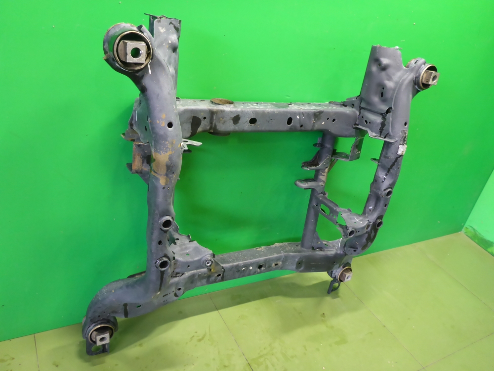 Балка подмоторная