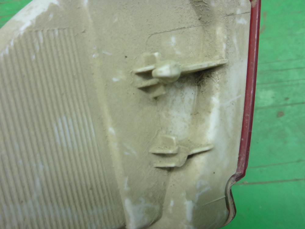 Фонарь задний в бампер правый