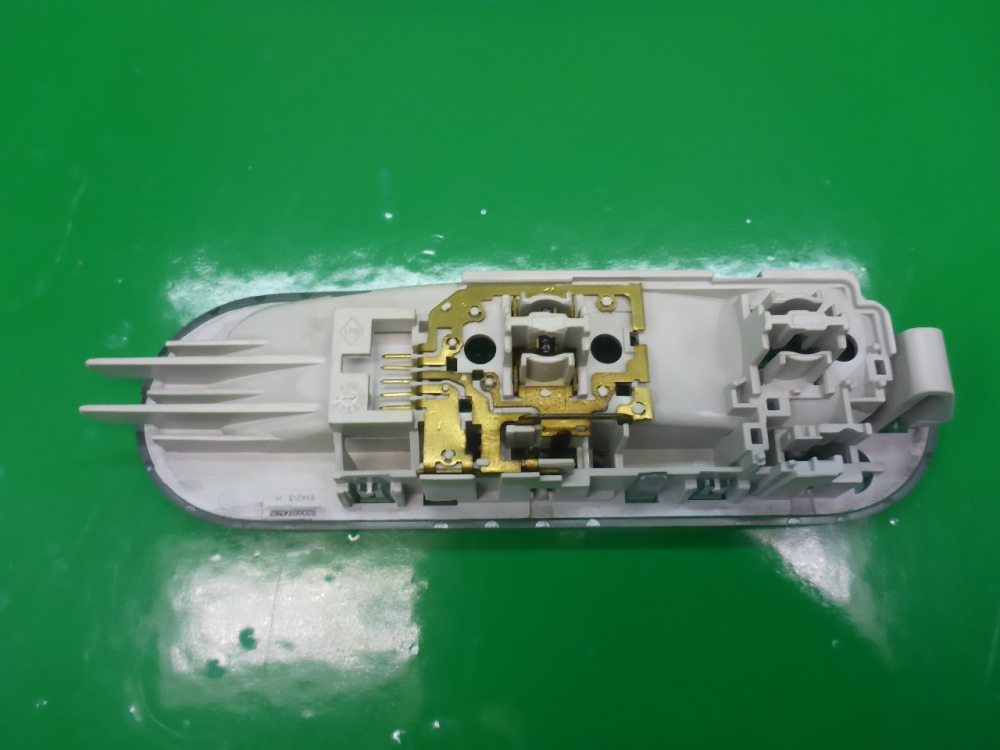 Плафон салонный