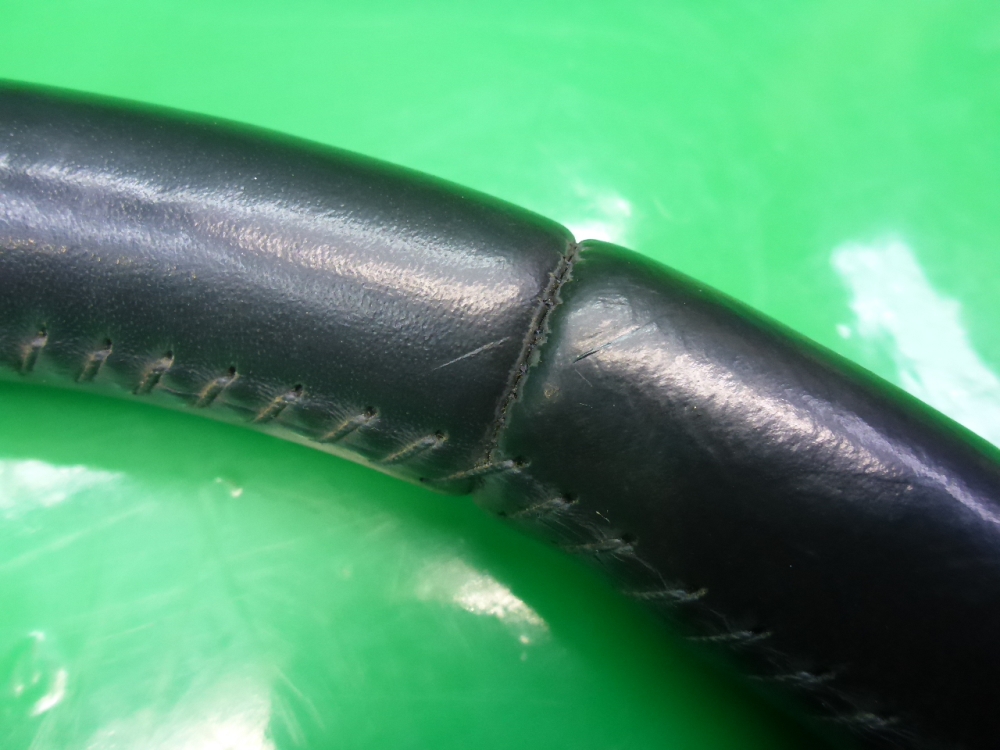 Рулевое колесо (руль)