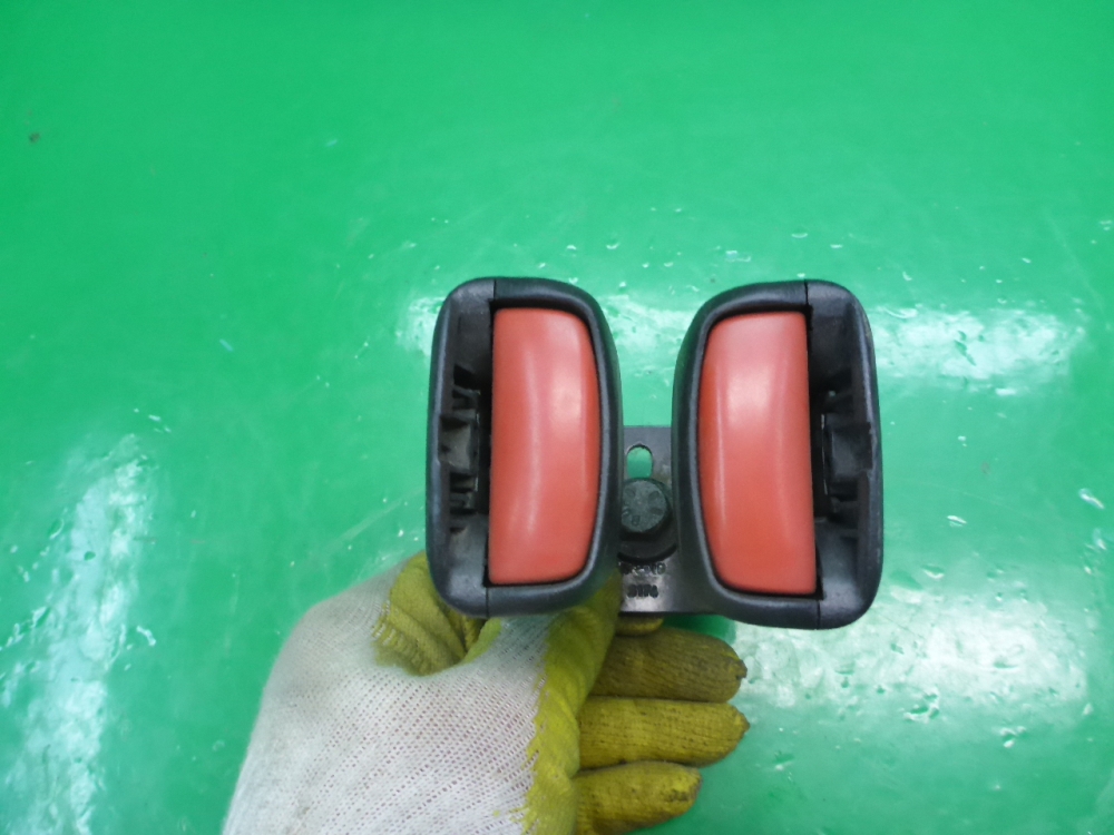 Ответная часть ремня безопасности