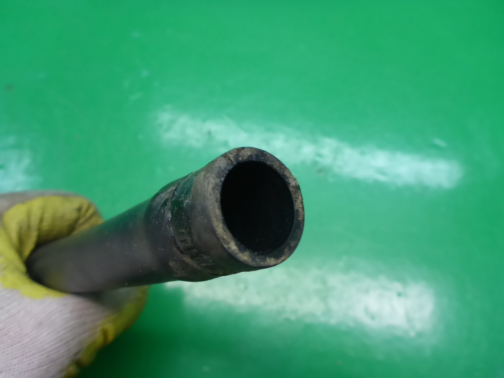 Горловина топливного бака