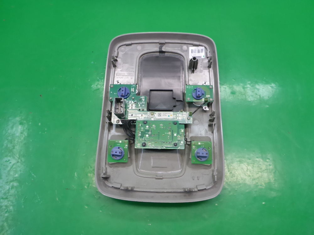 Плафон салонный