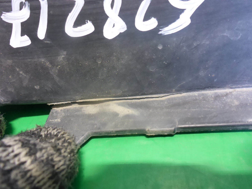 Решетка в бампер левая