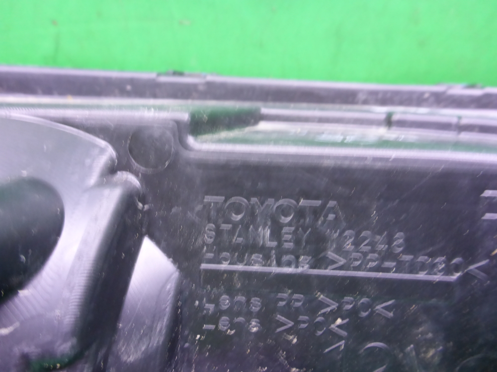 Фонарь задний в бампер правый