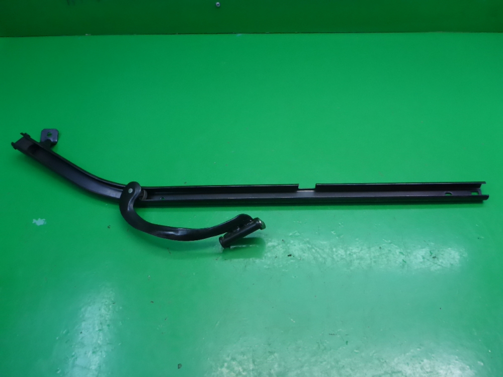 Направляющая двери сдвижной