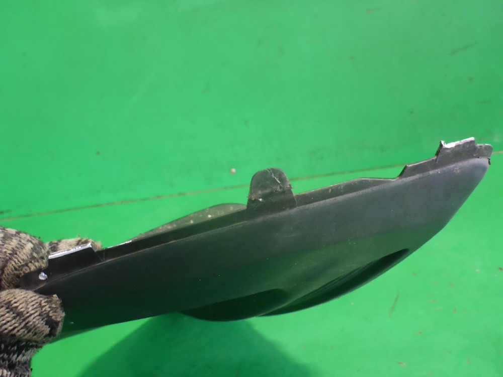 Решетка в бампер правая