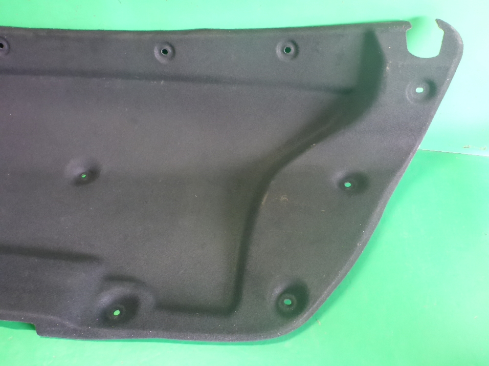 Обшивка крышки багажника