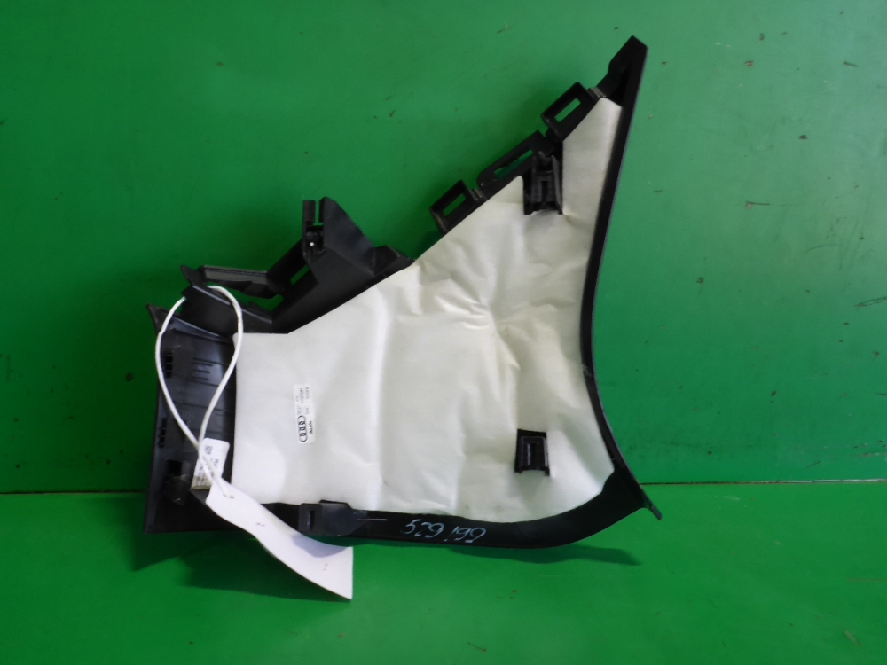 Обшивка багажника