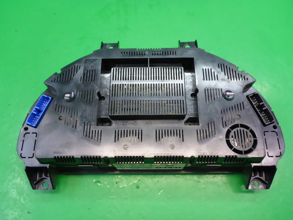 Панель приборов